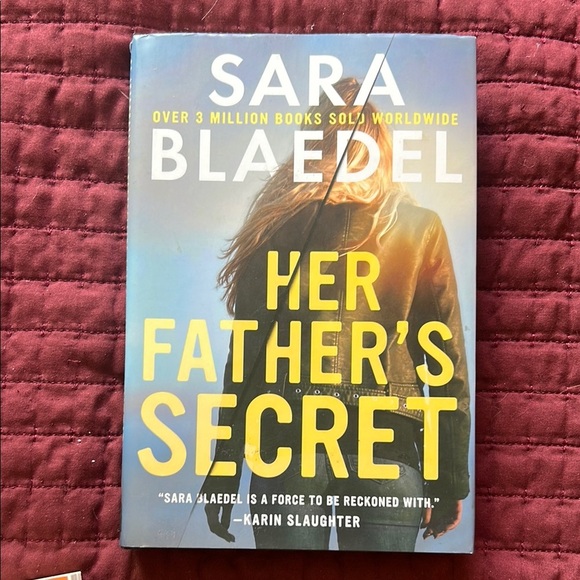 Bundle of three books! 📕 - Picture 1 of 3